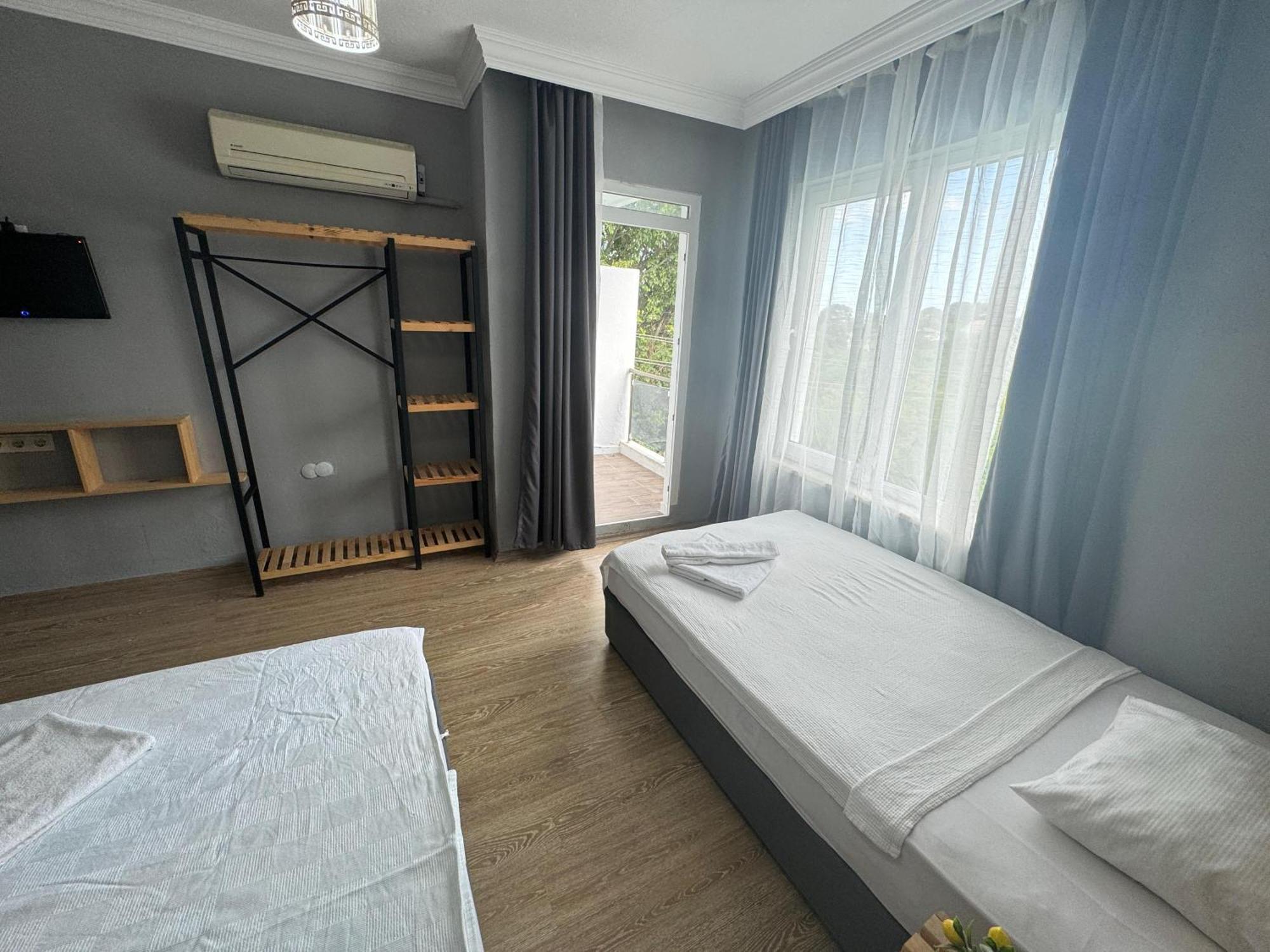 Gueler Butik Hotel Antalya Rum bild